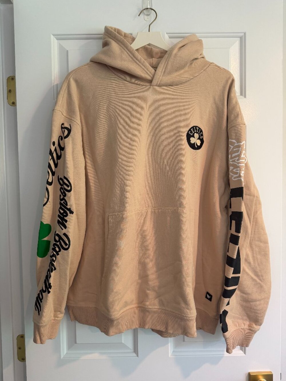 The Wild Collective Boston Celtics Oversized Hoodie XL